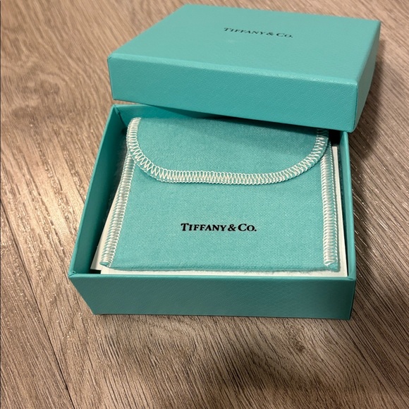 Tiffany & Co. Gift Set - Picture 5 of 10